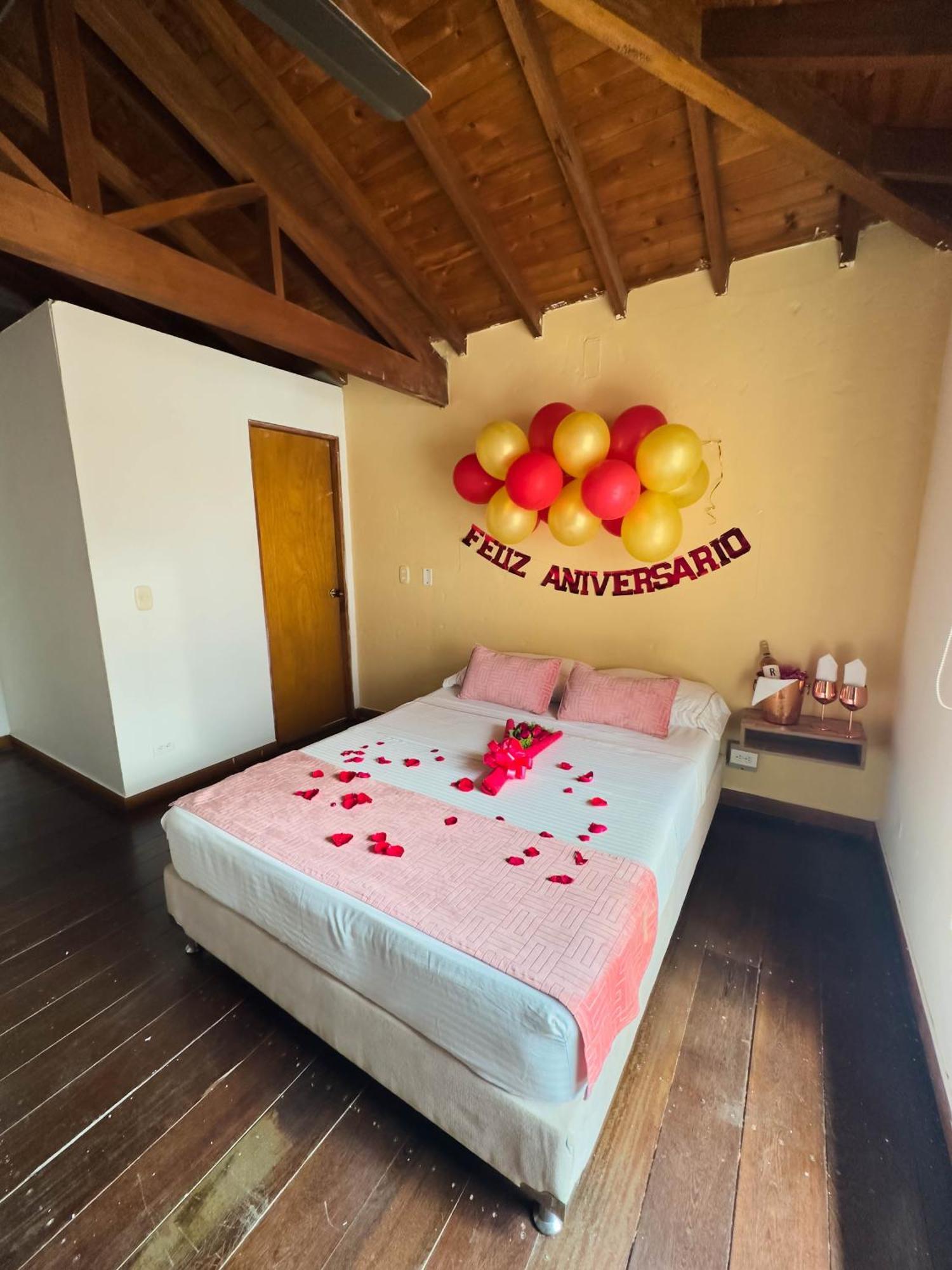 Encomendero Hotel -Centro Historico- Санта Фе де Антиокия Екстериор снимка